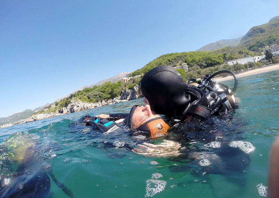 Дайвинг в Черногории Курс PADI Rescue Diver Дайвинг в Черногории Курс PADI Rescue Diver