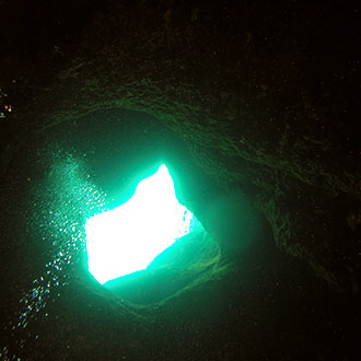 Дайвинг в Черногории Вертикальный тоннель Sirena Hole